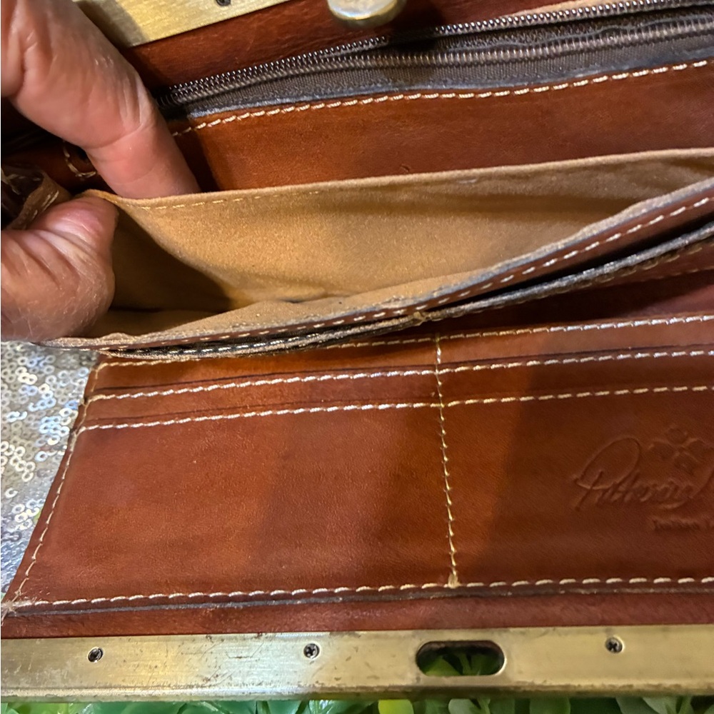 Patricia Nash Tan Frame Wallet - Picture 7 of 8